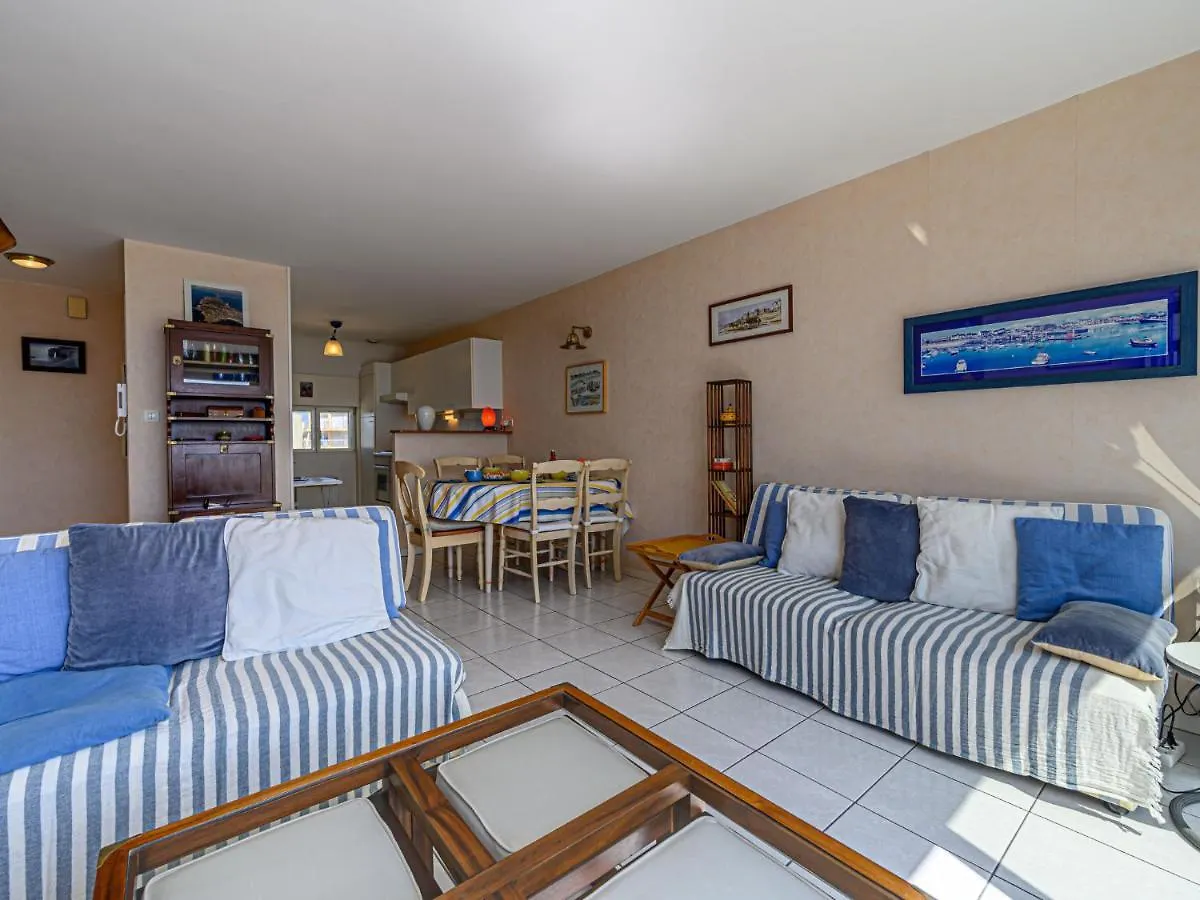 Apartment Residence Villa Des Iles By Interhome Quiberon Frankrijk